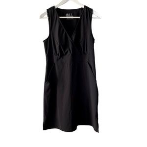 Lola Black Sleeveless Knee Length Dress Size Medium V Neck Stretch Sporty Casual